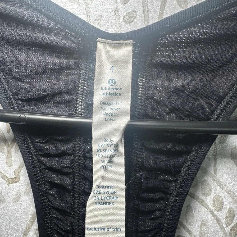 Lululemon RUNNER UP TANK - SWEAT LIFE, Black - Size‎ 4 Women's Racer back